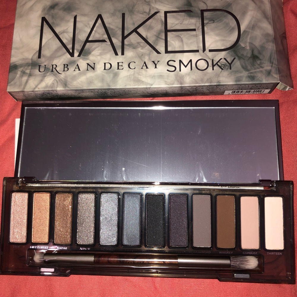 Urban Decay Naked Smoky BNIB limited edition